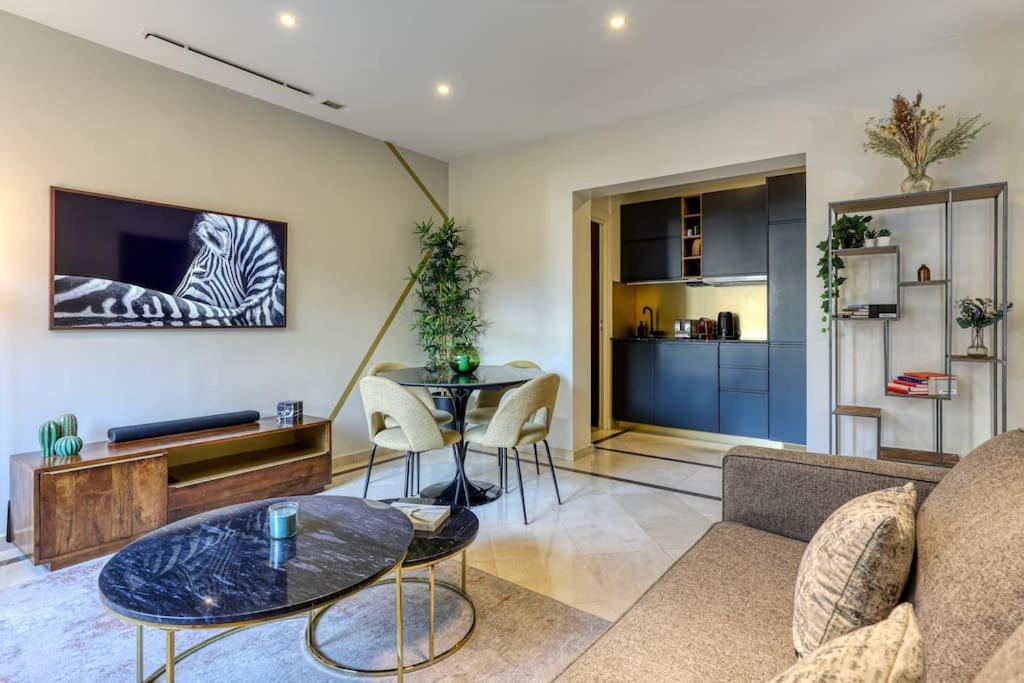 Montaigne Executive Suite Párizs Kültér fotó