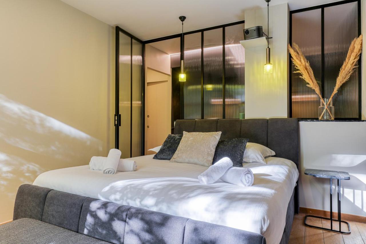 Montaigne Executive Suite Párizs Kültér fotó